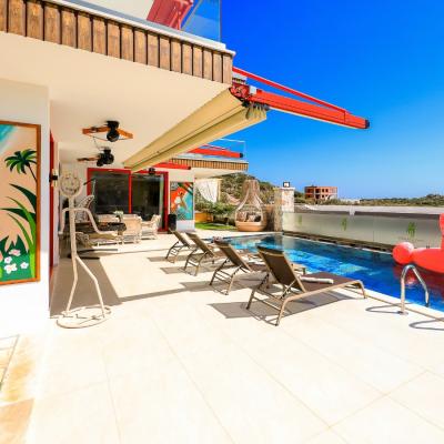 1588 - Villa Red Palm